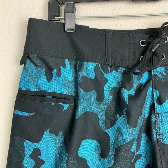 Tormenter Board Shorts Blue Camo Graphic Swim Suit Trunks Skeleton Mens Size 32 - Picture 6 of 15